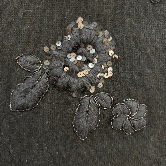 Cache Small Wool Blend Knit Turtle Neck‎ Sleeveless Top Sequins Embroidered - Picture 7 of 9